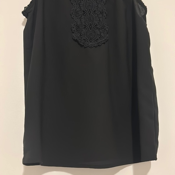 HALOGEN Black Lace Yoke Sleeveless Blouse, Small - Picture 3 of 10